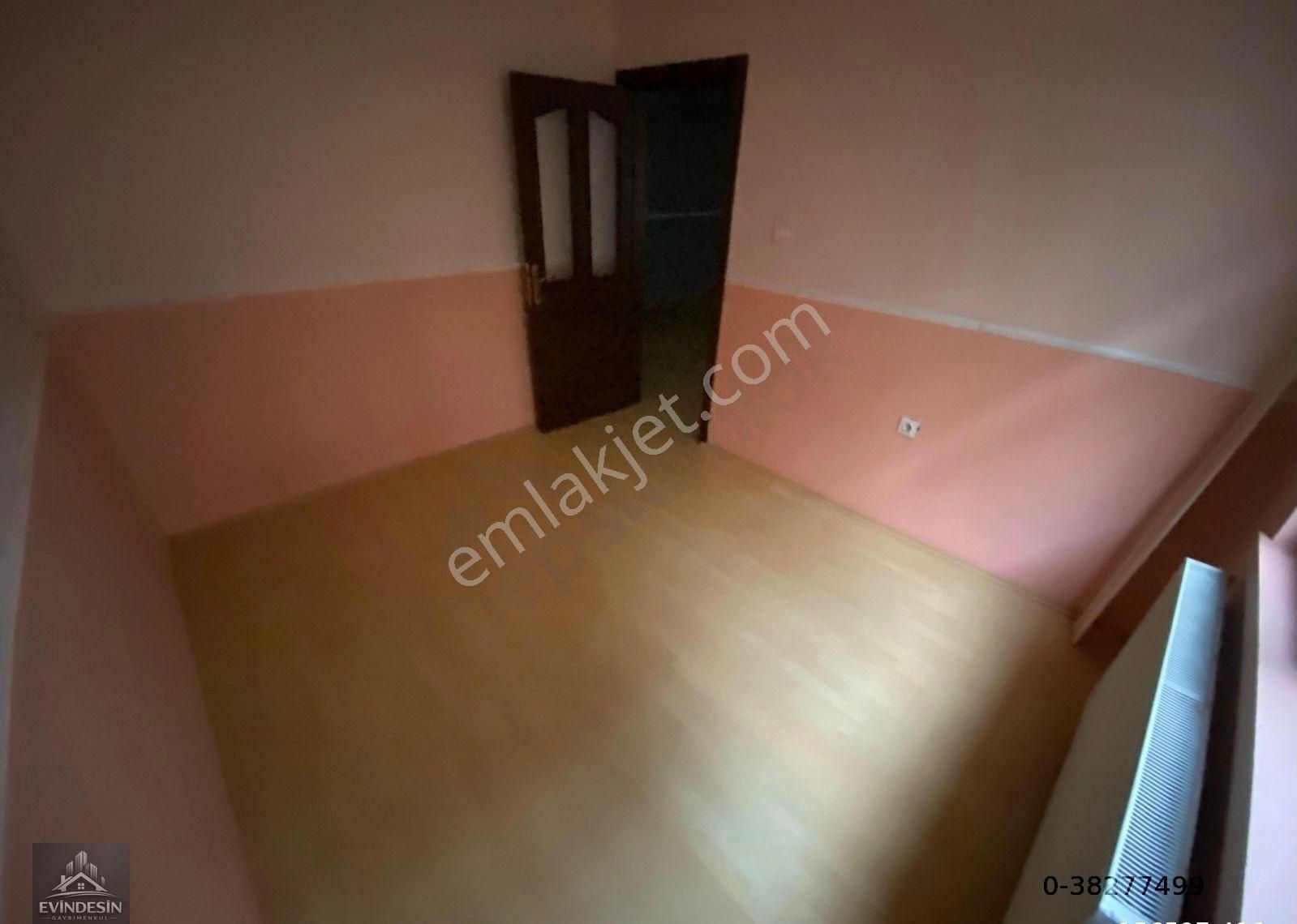 Şenlik Mah Gürkan Sokakta 1.kat 3+1 Satılık Daire - Görsel 3