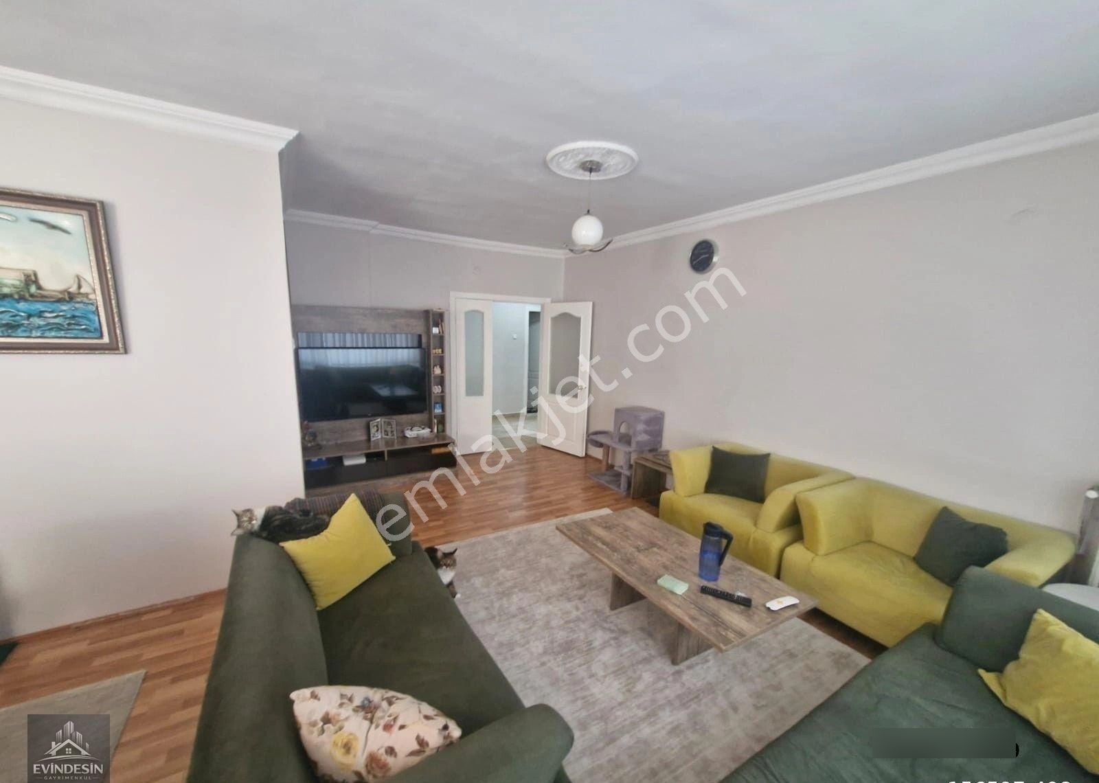 Şenlik Mahallesinde Orjinal Bağımsız 3+1 Katta Merkezi Konumda Satılık - Görsel 6