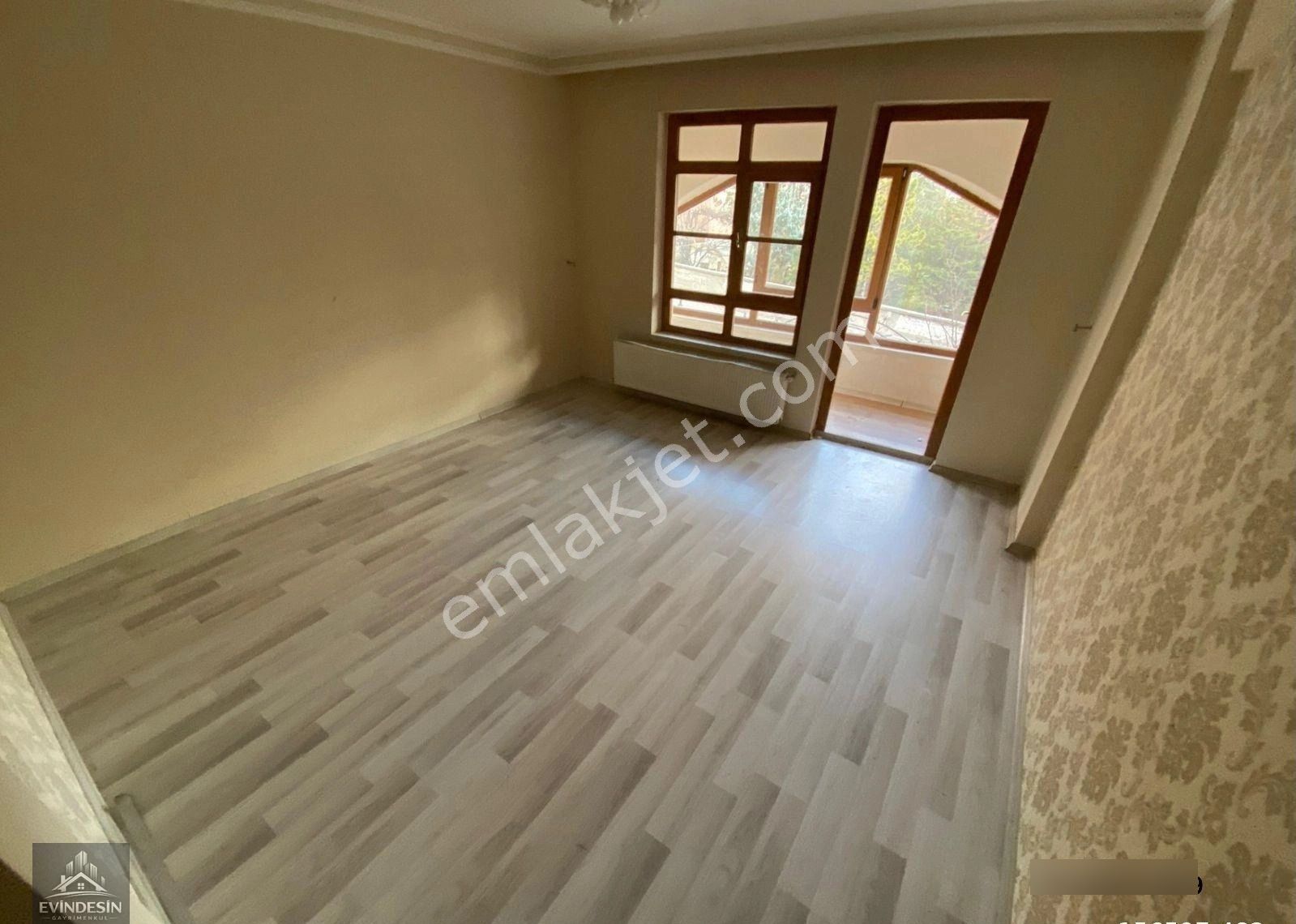 Bağlarbaşı Mahallesinde 1.kat Ön Cephe 4+1 Asansörlü Full+full Satılık - Görsel 3