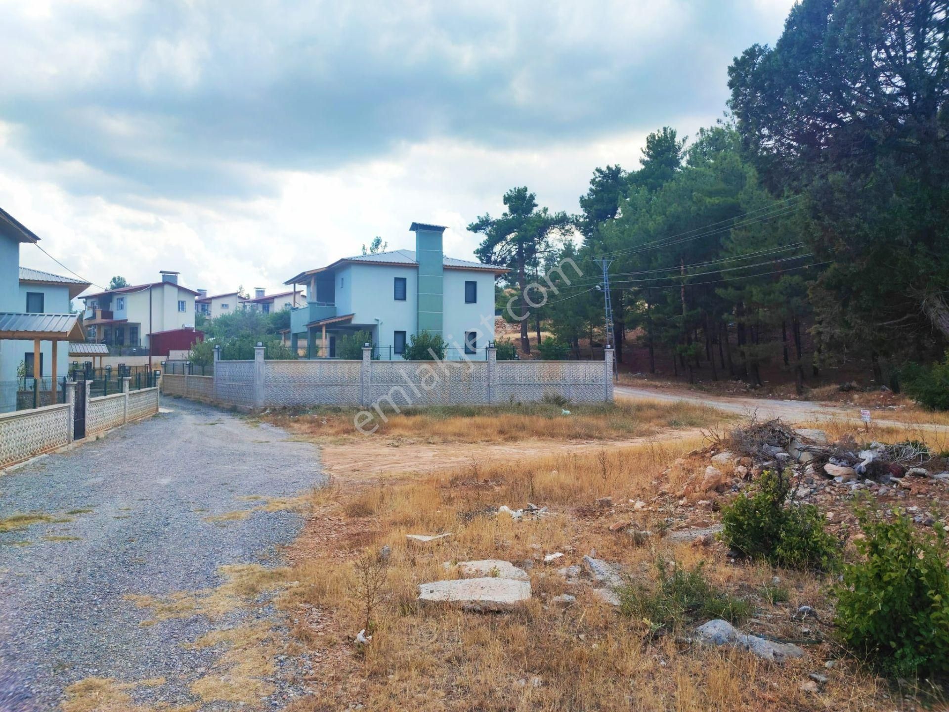 Kar Emlaktan Yenikonacık Kırıntı Mevkiinde 250 M2 Satılık Arsa - Görsel 4