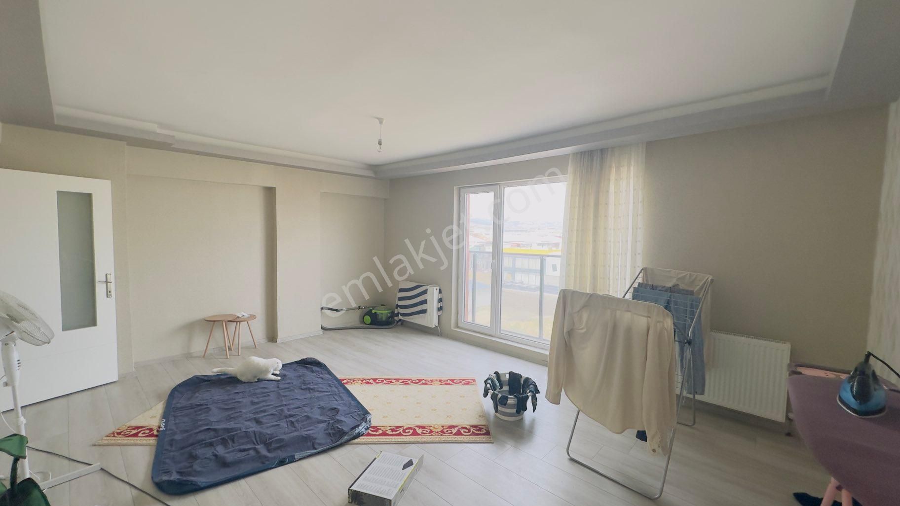 Kc Emlaktan Ön Cephe 3+1 140m2 Fırsat Dairesi - Görsel 18