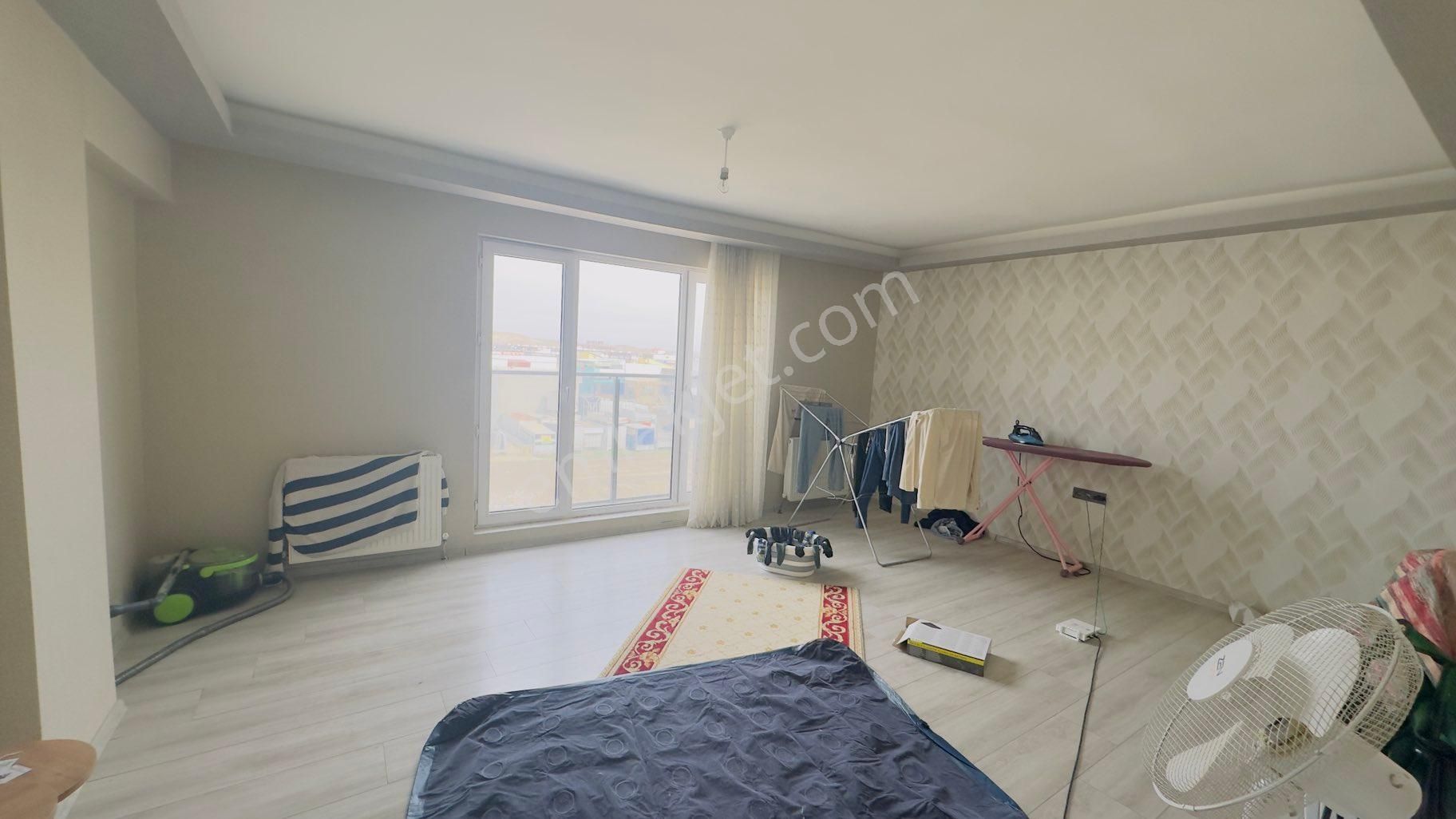 Kc Emlaktan Ön Cephe 3+1 140m2 Fırsat Dairesi - Görsel 14