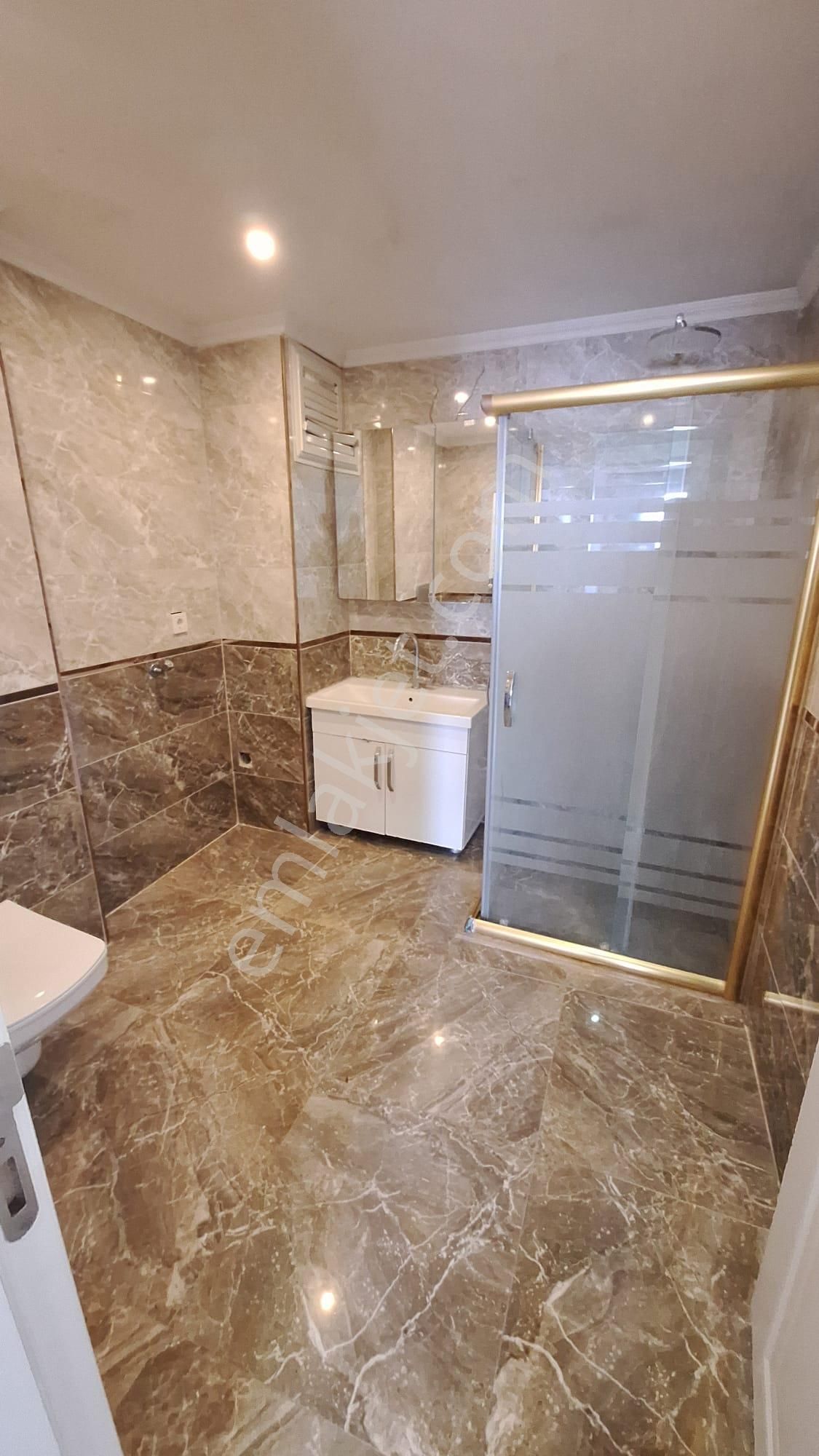 Eyüpsultan Çırçır Mah. Satılık Daire 4+2 Cadde Üzeri Otoparklı İskanlı - Görsel 15