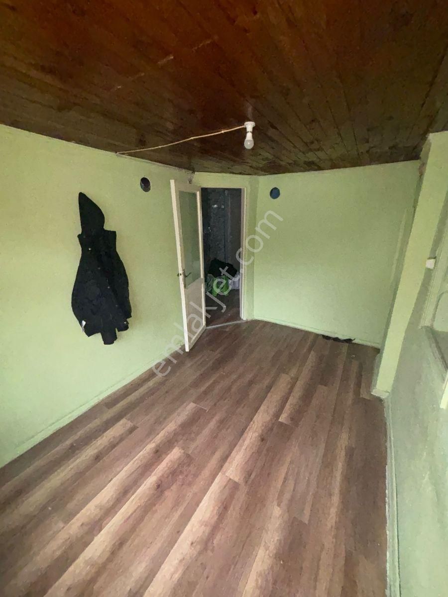 Ayvansarayda, 2+1 Daire