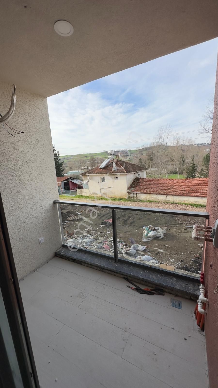 Safranyolunda Karatepe Cami Yanında 1+1 Daire - Görsel 11