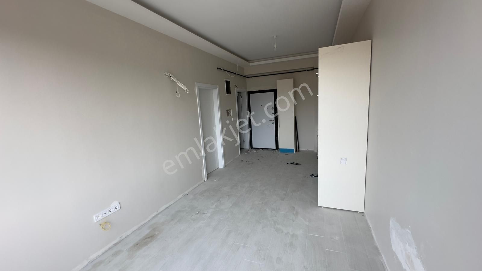 Safranyolunda Karatepe Cami Yanında 1+1 Daire - Görsel 3