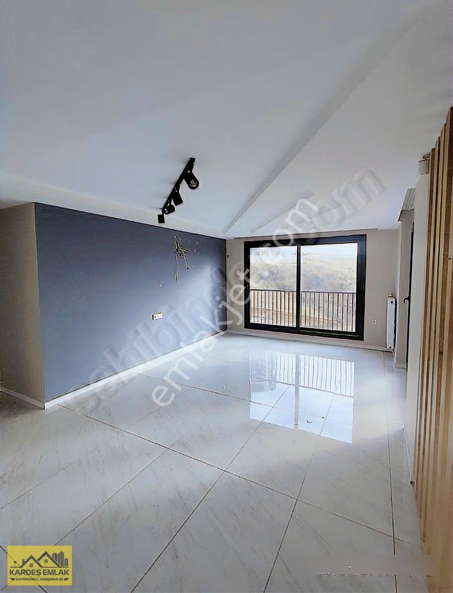 Kardeş Emlak'tan Menekşede Lüks 4+1 Daire - Görsel 15