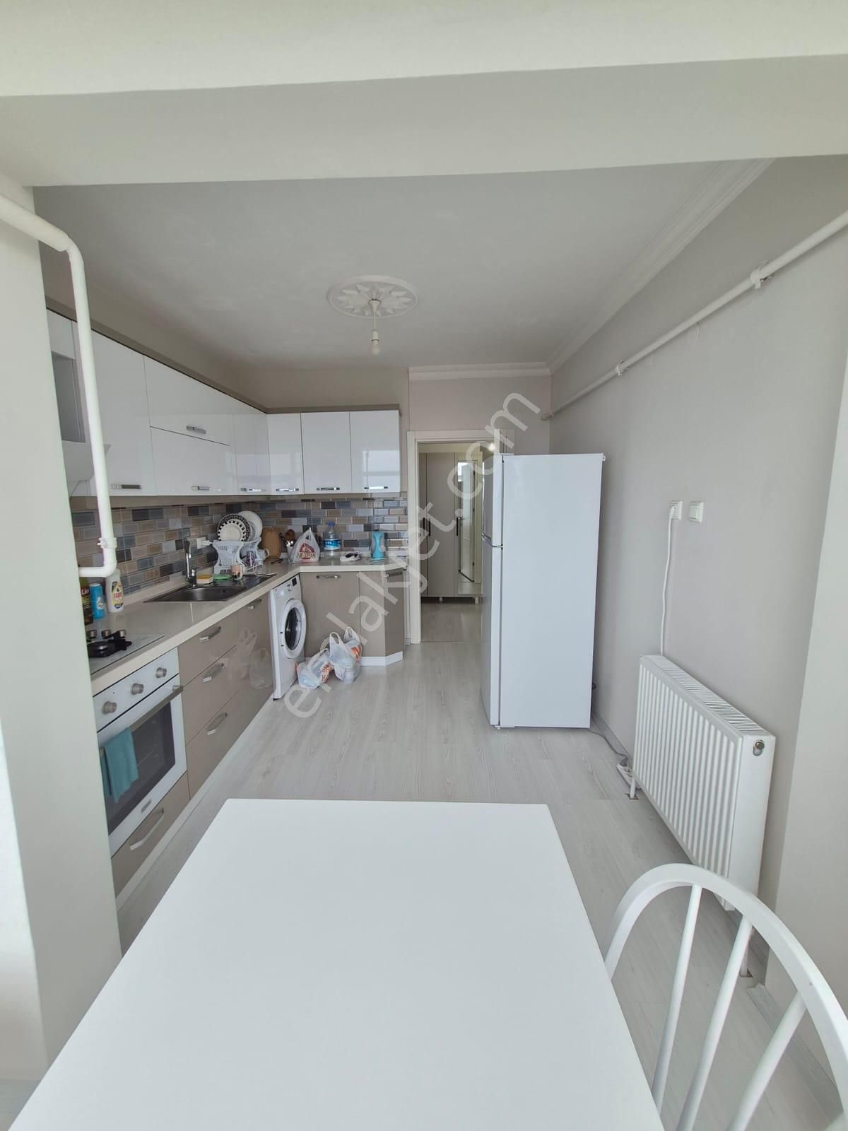 Delux'den Panoramik Deniz Manzaralı ,tadilatlı,eşyalı 3+1 Daire - Görsel 13