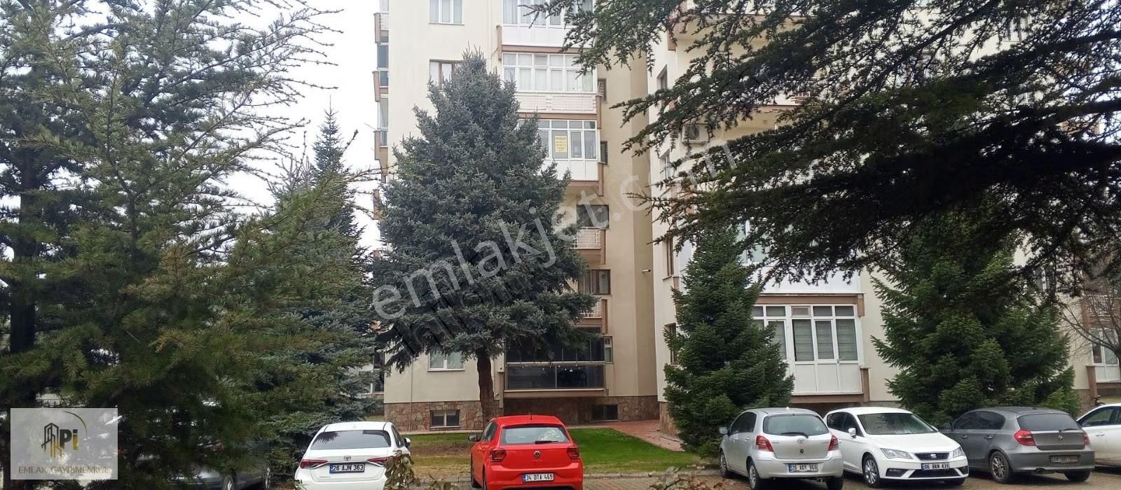 Pi Emlak'tan Kiralık 3+1 Daire 3 Kat Olup Önū Açik Bir Dair - Görsel 14