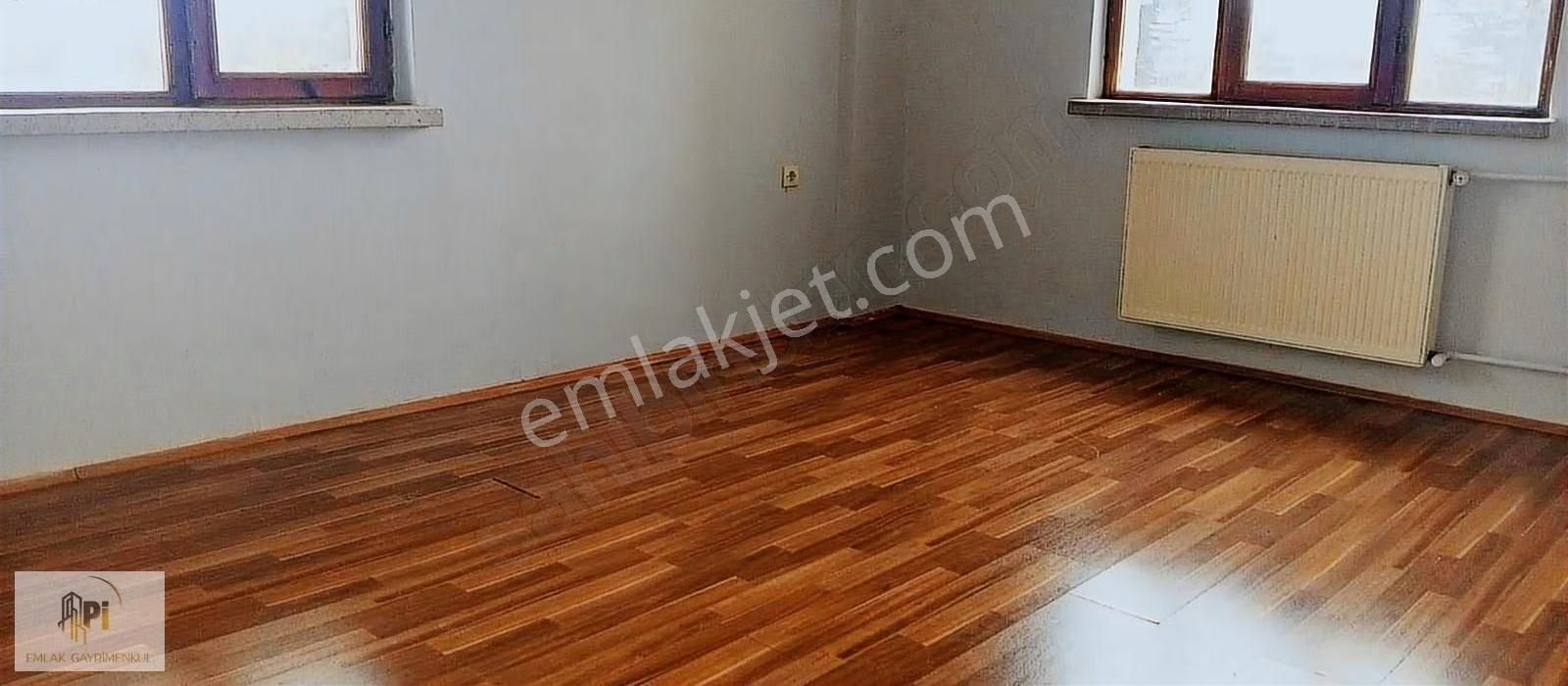 Pi Emlak'tan Kiralık 3+1 Daire 3 Kat Olup Önū Açik Bir Dair - Görsel 4