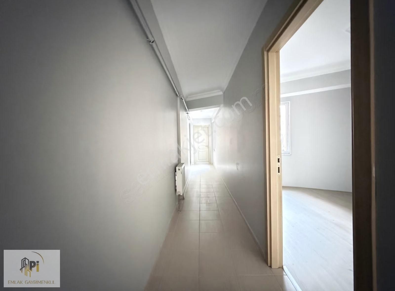 Uygun Fiyatlı 2+0 78 M² Ayrı Mutfak + Balkonlu Kiralık Daire - Görsel 6