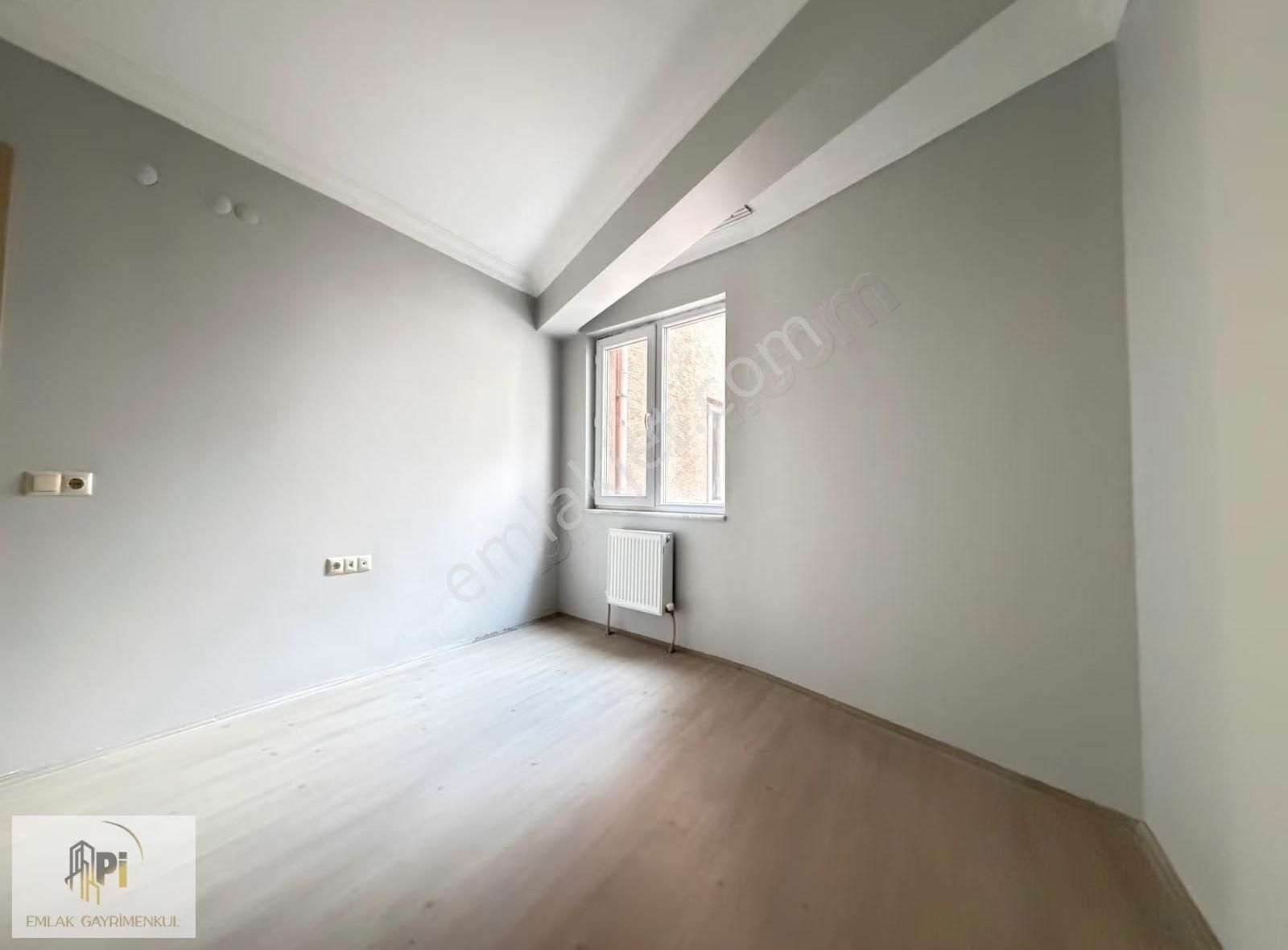 Uygun Fiyatlı 2+0 78 M² Ayrı Mutfak + Balkonlu Kiralık Daire - Görsel 10