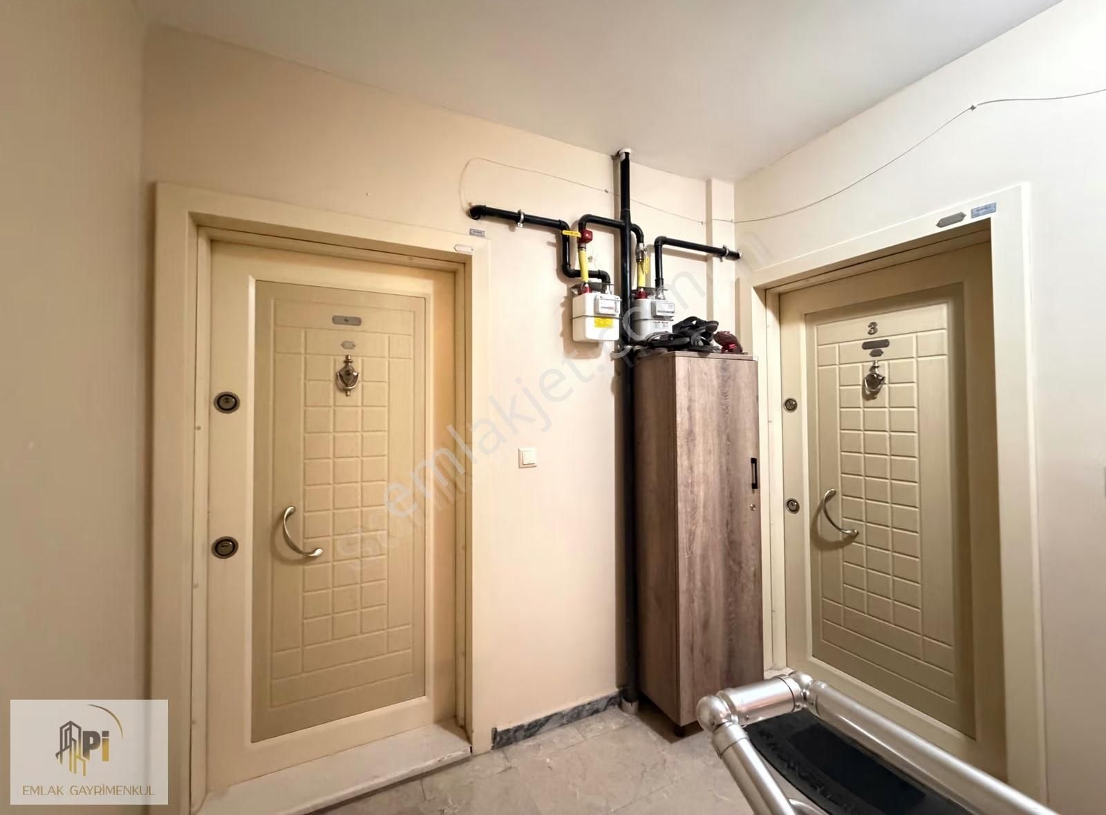 Uygun Fiyatlı 2+0 78 M² Ayrı Mutfak + Balkonlu Kiralık Daire