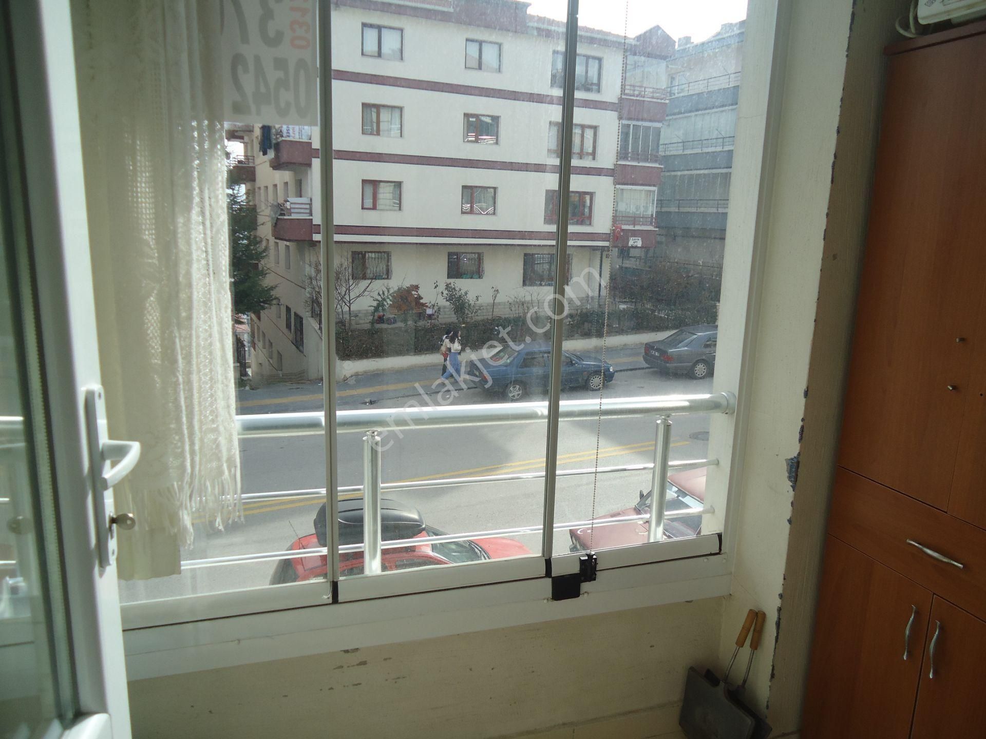 Krc'den Merkezi Konumda Asansörlü 1.katta Satılık 3+1 Daire - Görsel 10