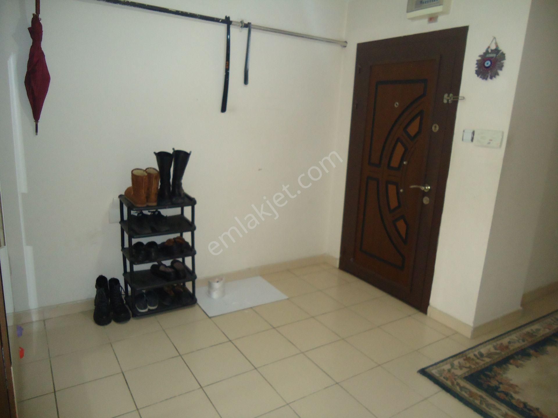 Krc'den Merkezi Konumda Asansörlü 1.katta Satılık 3+1 Daire - Görsel 6