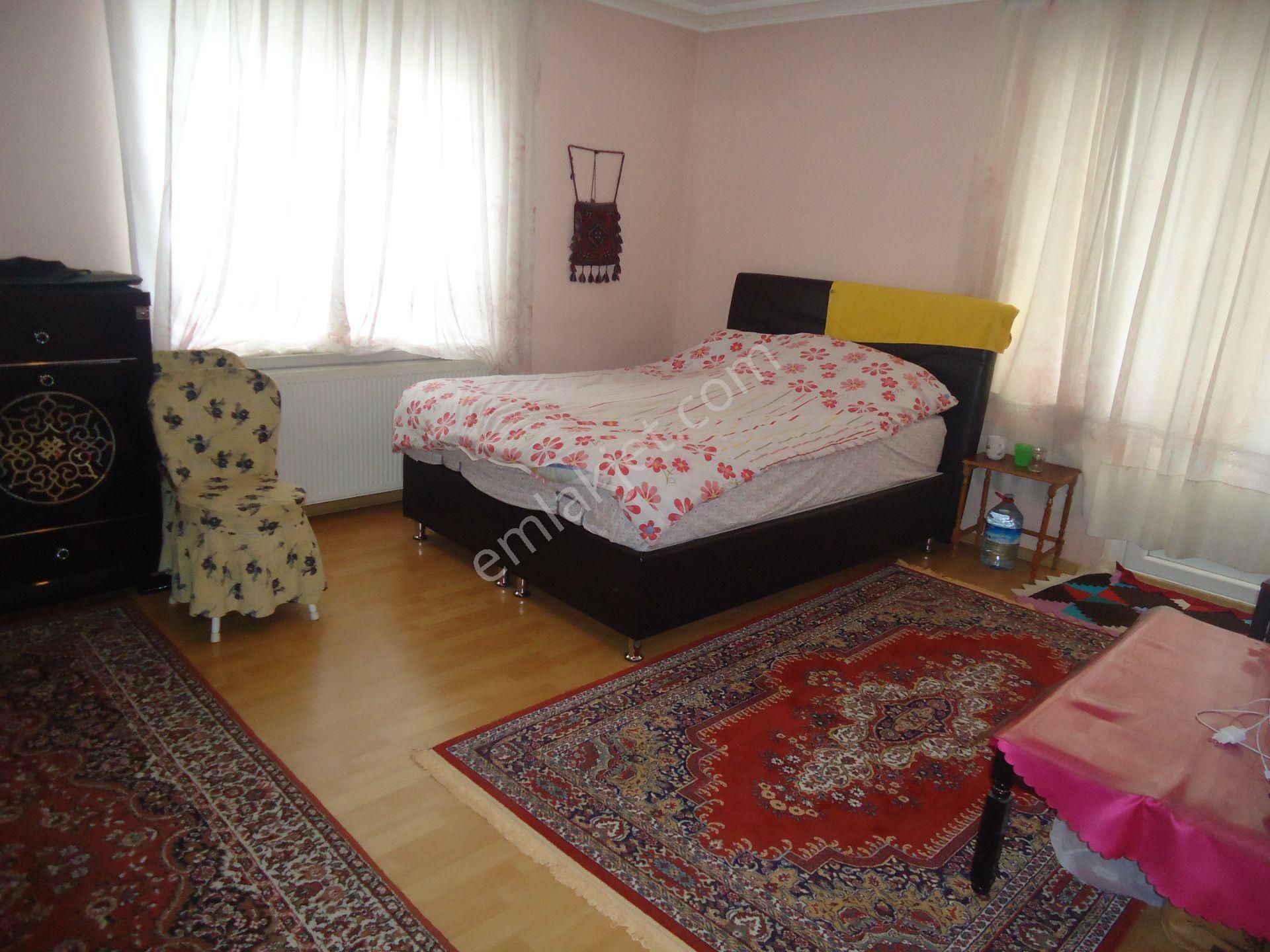 Krc'den Merkezi Konumda Asansörlü 1.katta Satılık 3+1 Daire - Görsel 18