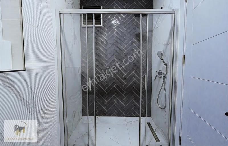 Hayalinizdeki Yaşam! Batıkent Havuzlu Site 4+1 Lüks Daire - Görsel 3