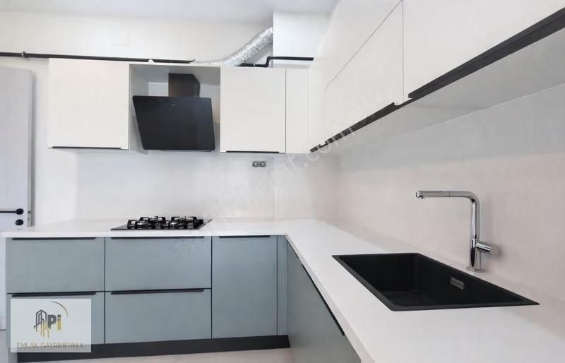 Hayalinizdeki Yaşam! Batıkent Havuzlu Site 4+1 Lüks Daire - Görsel 2