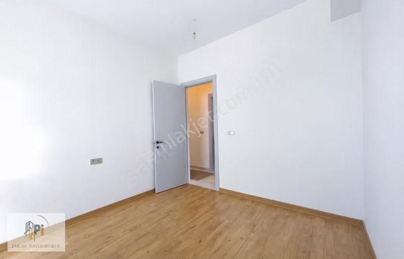 Hayalinizdeki Yaşam! Batıkent Havuzlu Site 4+1 Lüks Daire - Görsel 7