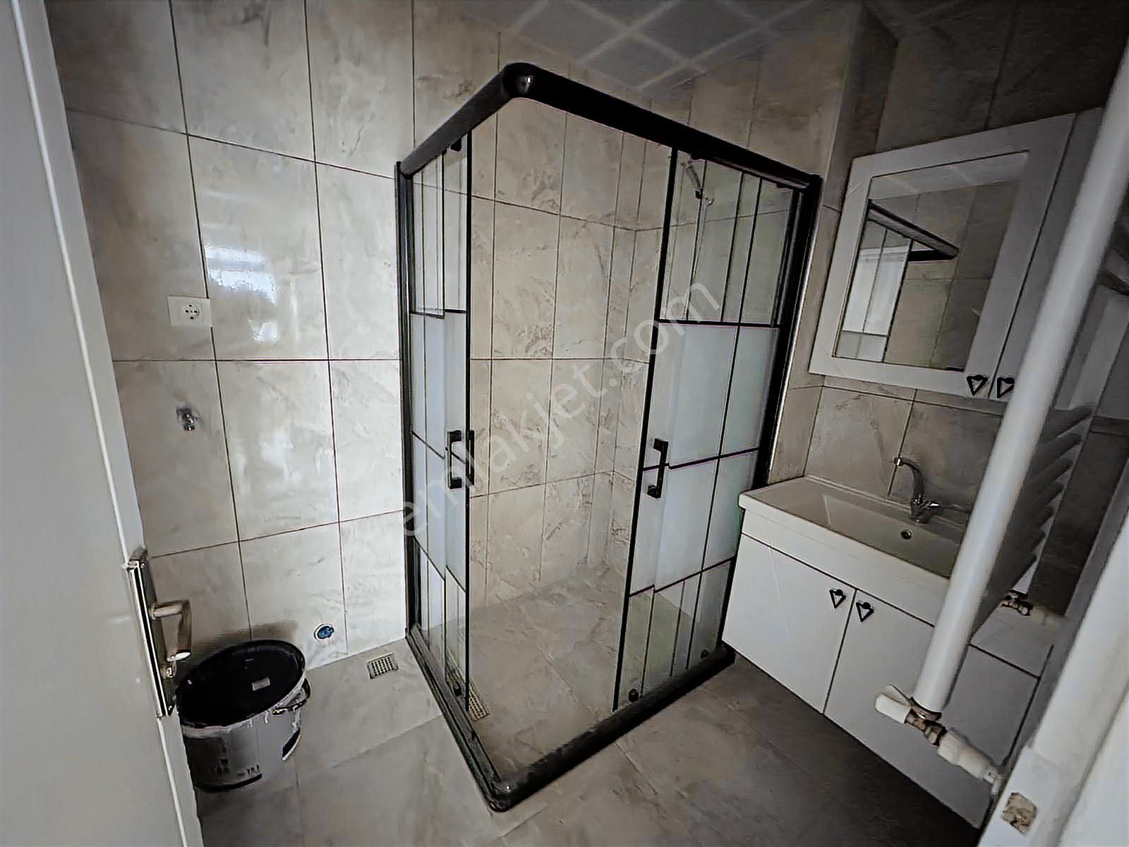 Seyranbağları Bağlar Caddesinde Komple Yenilenmiş Kiralık Daire - Görsel 7