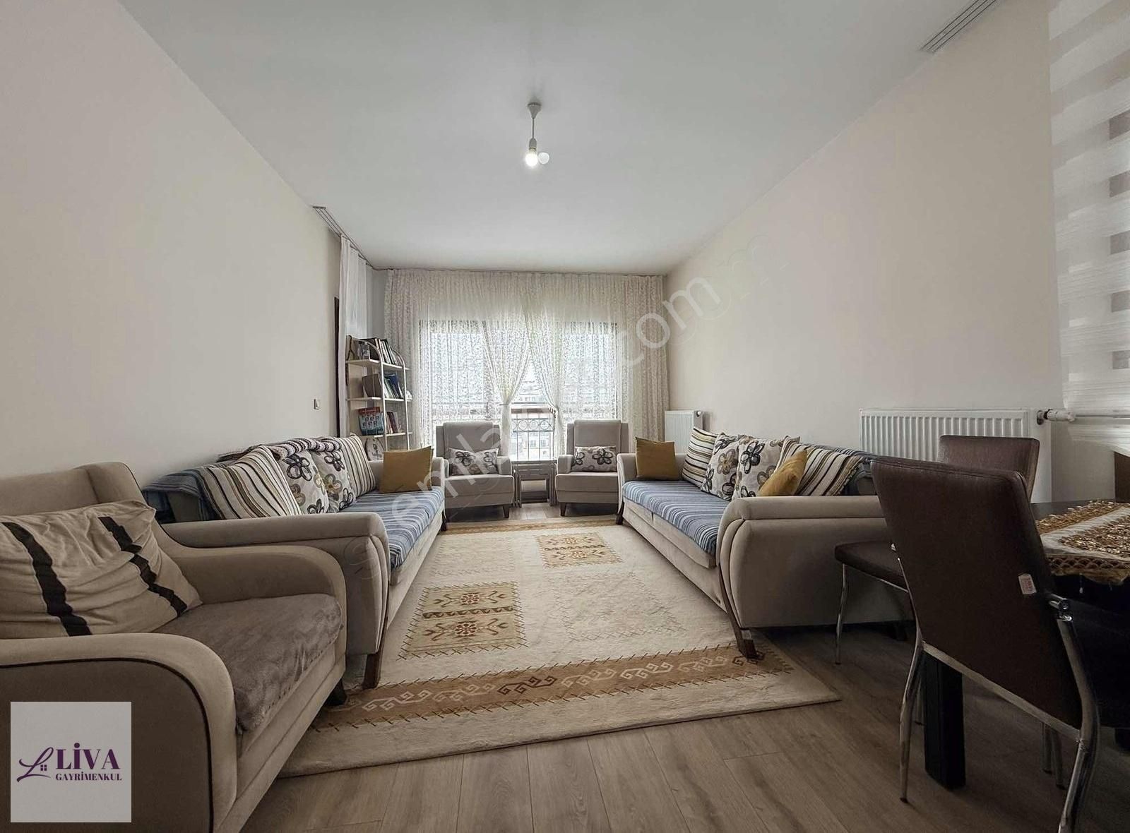 Liva'dan Basın Tokide 2+1 Üst Kısımda Satılık Daire - Görsel 4