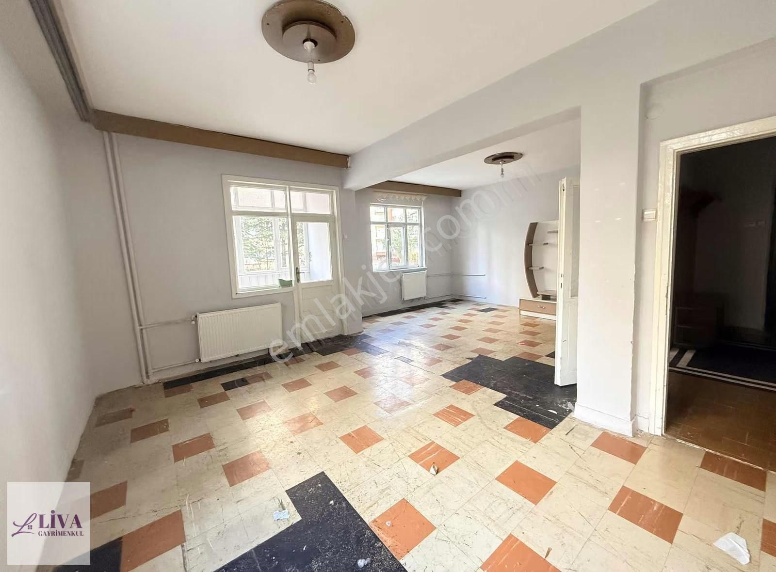 Liva'dan Bahçelievler'de 2+1 Kiralık Daire - Görsel 3