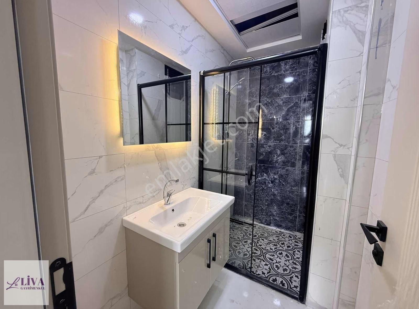 Liva'dan Bahçelievler Serkentte Sıfır 4+1 Ön Cephe Lüks Daireler - Görsel 25