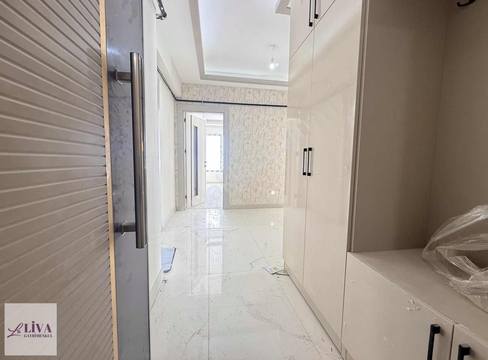 Liva'dan Bahçelievler Serkentte Sıfır 4+1 Ön Cephe Lüks Daireler - Görsel 4