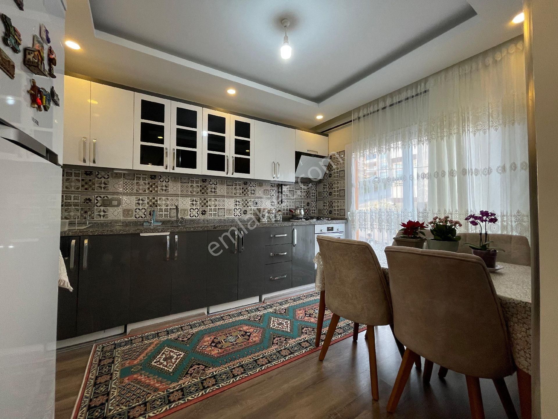 Ra Gayrimenkul Kırklarsırtı Mh.sağlıkocağı Civarı Satılık 2+1 Ferah Daire - Görsel 2