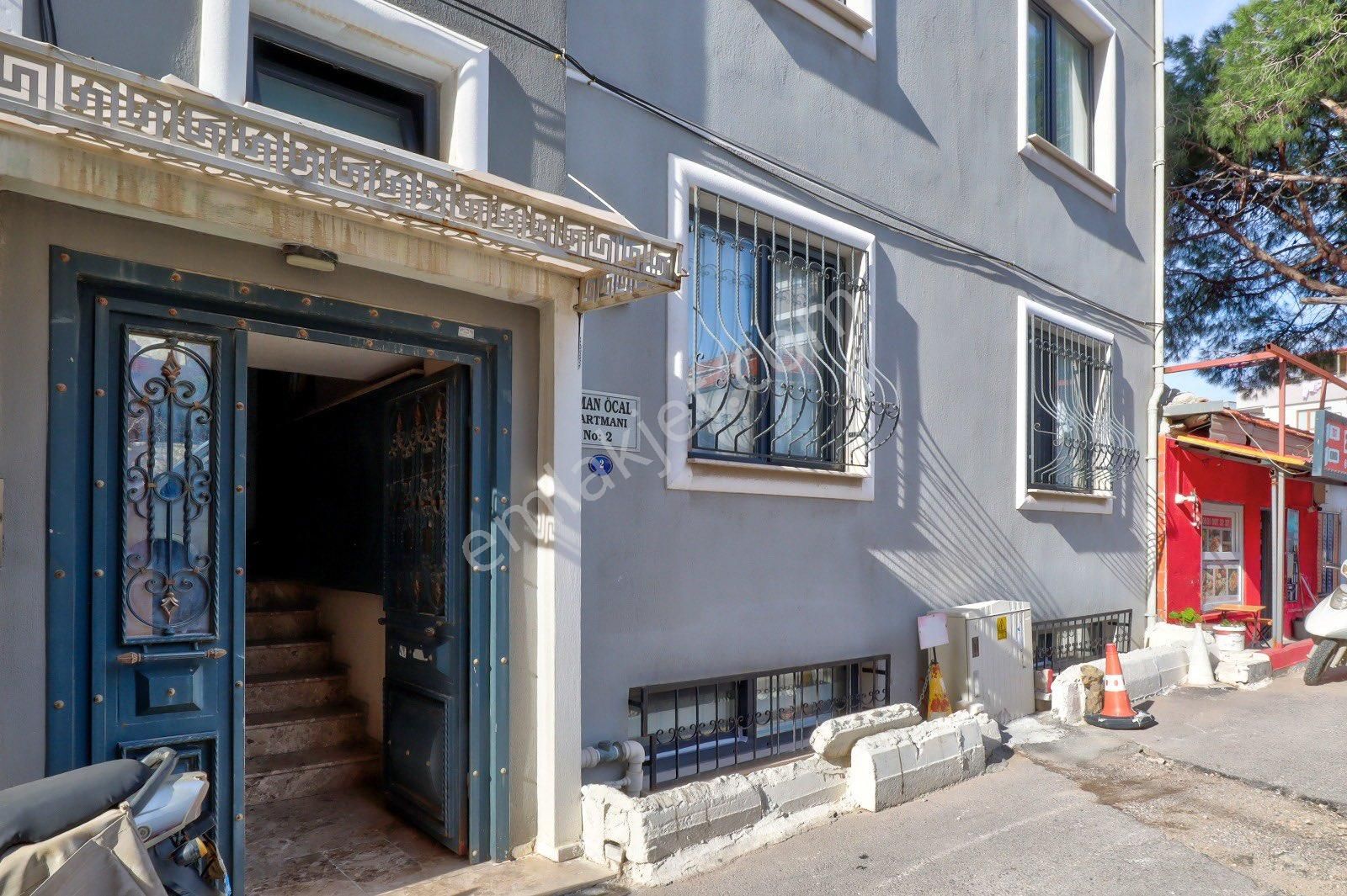 Dikili Merkezde, Bahçe Kullanımlı Ve Geniş Mutfaklı 2+1 Daire - Görsel 30