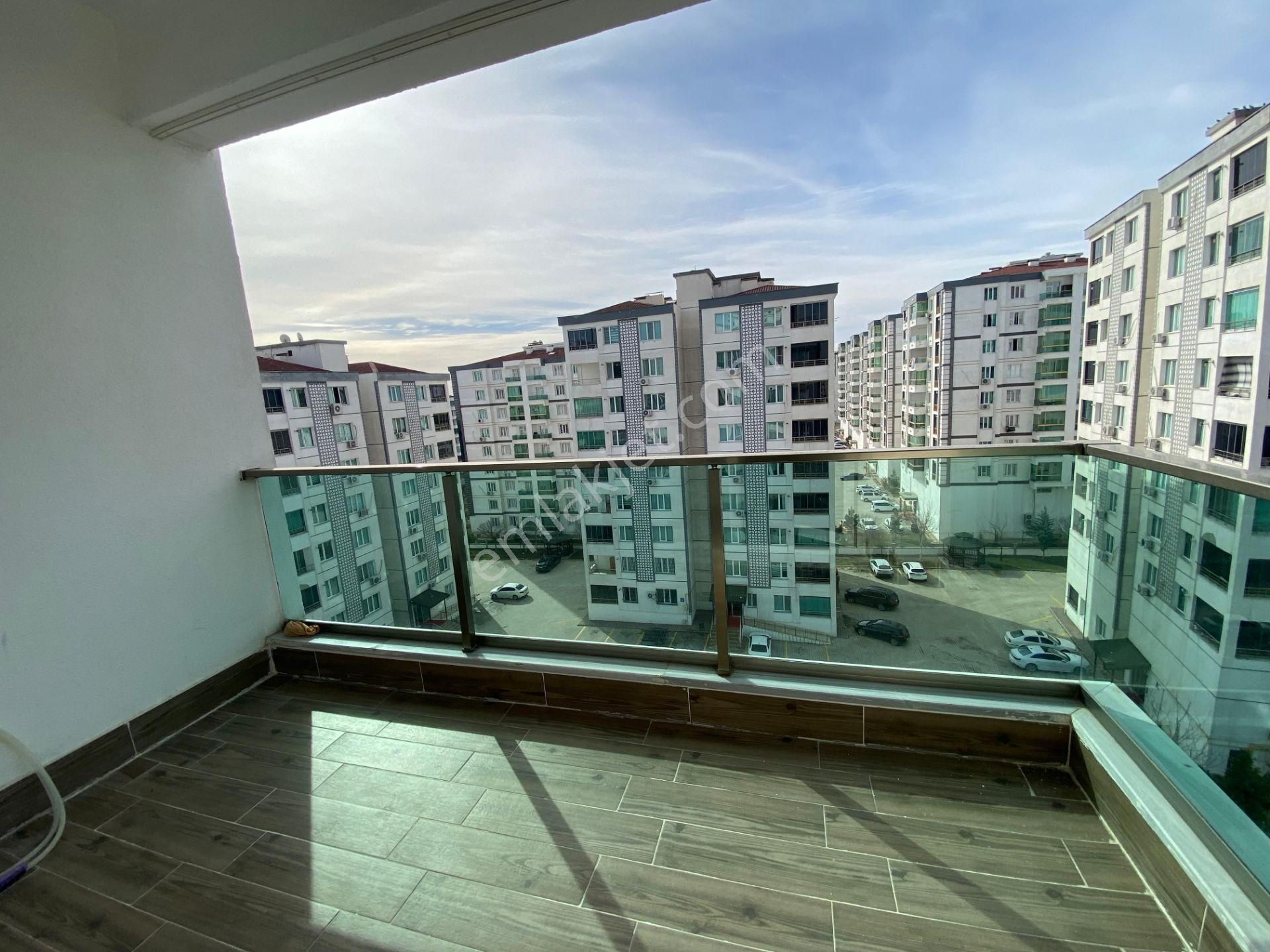Makro Life Gayrimenkul'den Bağcıların En Güzel Konumunda Satılık 3+1 Fırsat Daire - Görsel 9