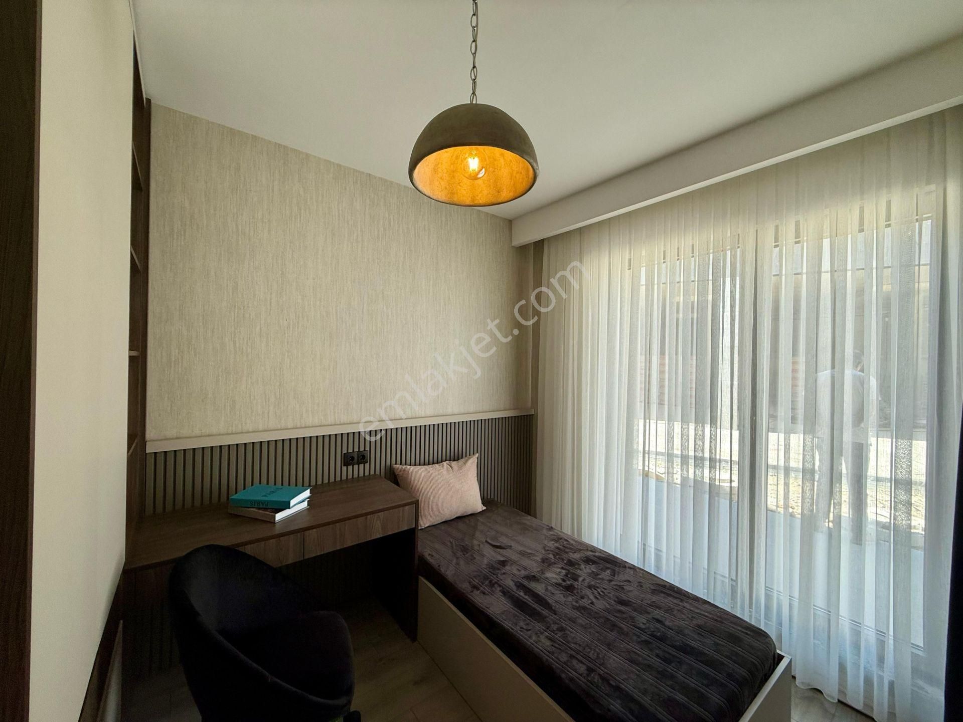 Pursaklar Mehmet Zengin Emlak'tan Otoparklı Asansörlü 9.kat 2+1 Lüks Sitede Daire - Görsel 9