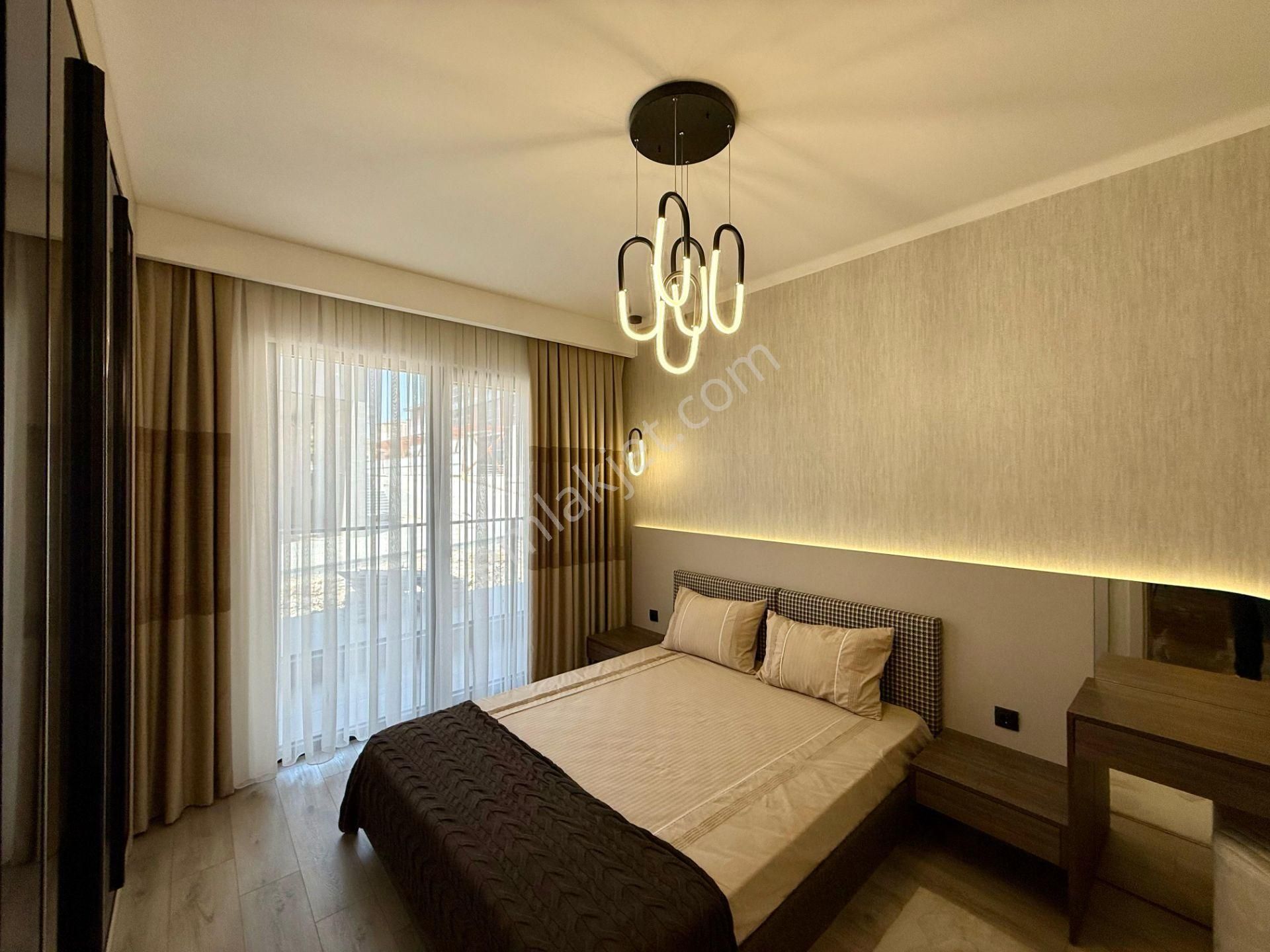 Pursaklar Mehmet Zengin Emlak'tan Otoparklı Asansörlü 9.kat 2+1 Lüks Sitede Daire - Görsel 14