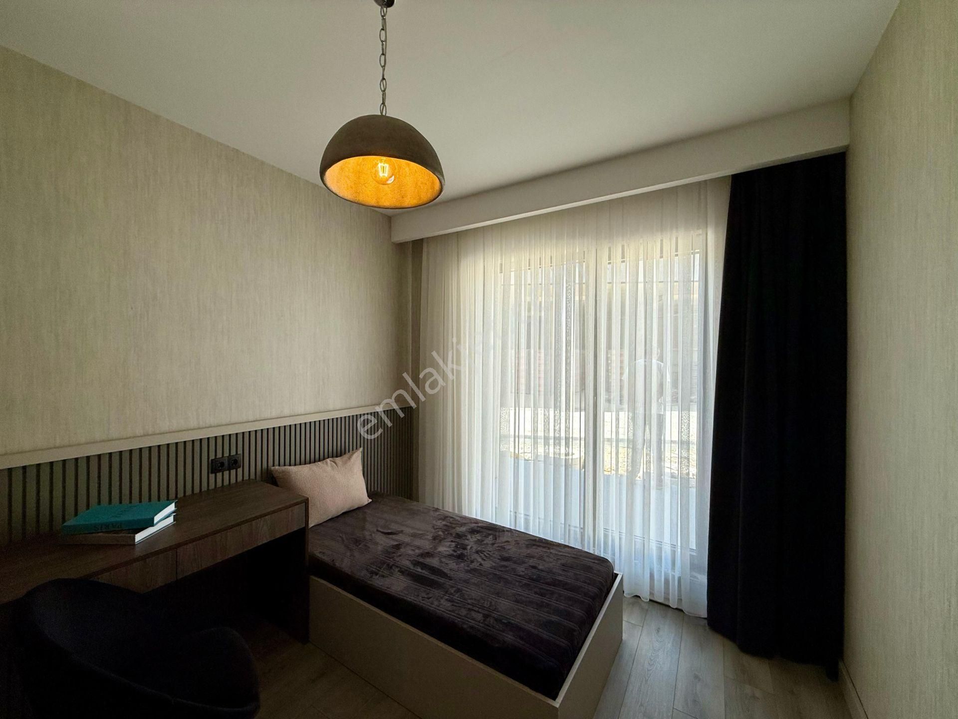 Pursaklar Mehmet Zengin Emlak'tan Otoparklı Asansörlü 9.kat 2+1 Lüks Sitede Daire - Görsel 10