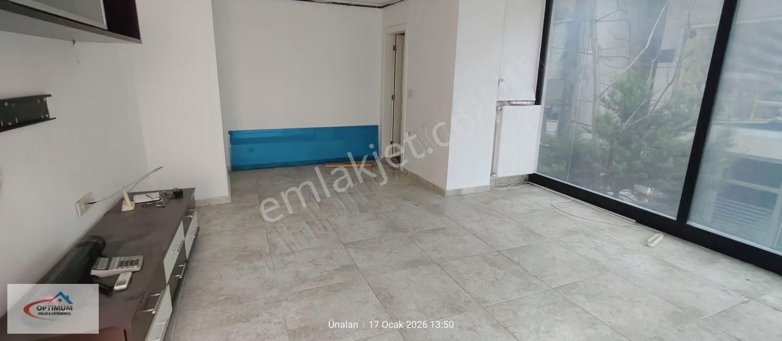Üsküdar Ünalan Kiralık Dükkan Cadde Üzeri Yeni Bina Wc'li - Görsel 2