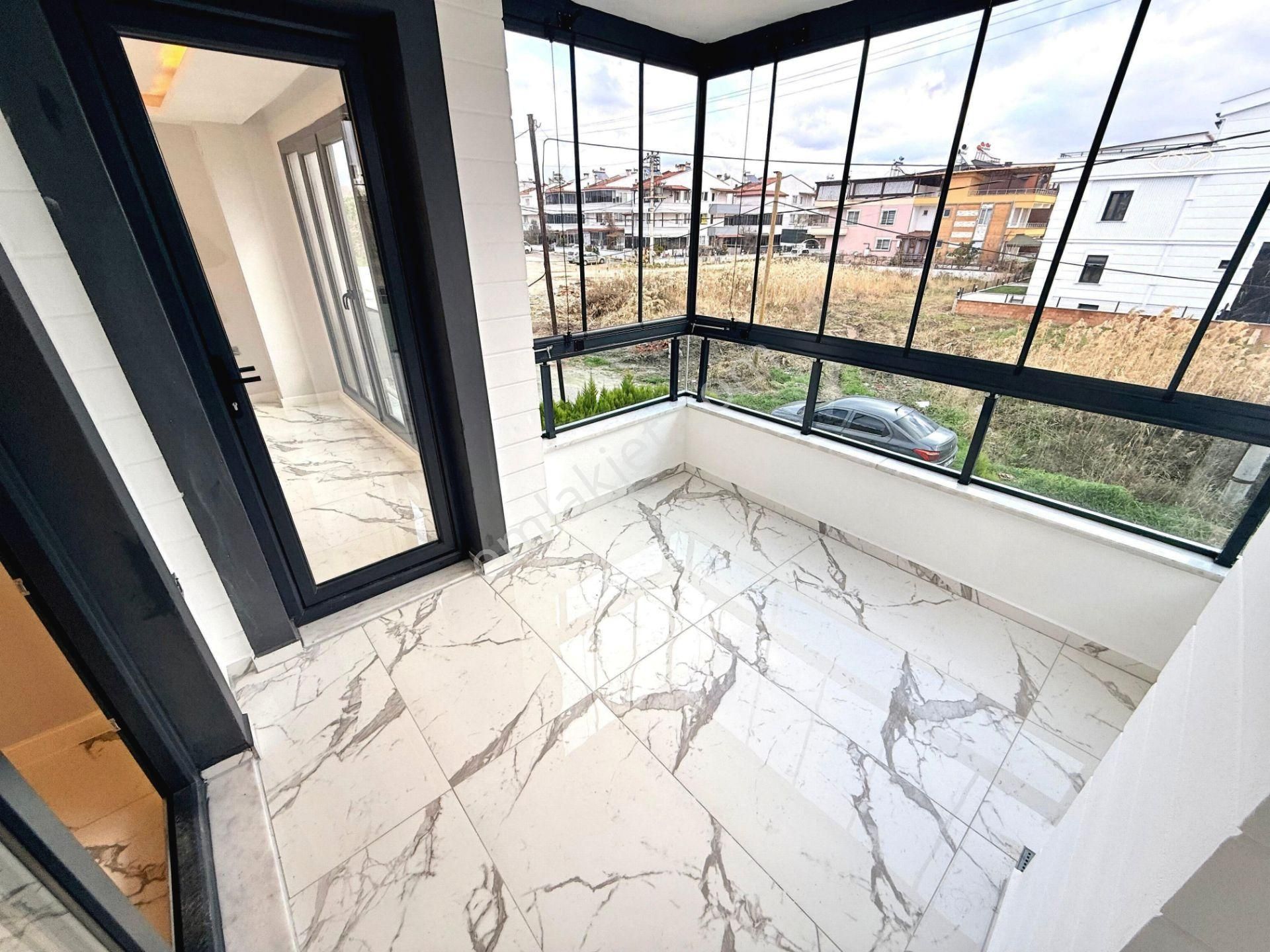 🔴 Güç Gayrimenkul'den Akçay'da Ön Cephe Ara Kat Cam Balkonlu Lüx 1+1 Daire - Görsel 11