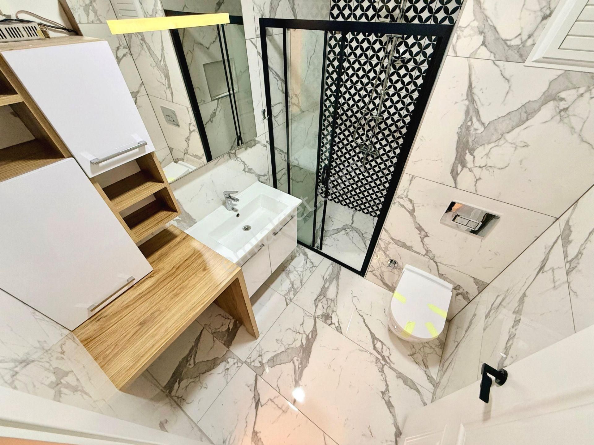 🔴 Güç Gayrimenkul'den Akçay'da Ön Cephe Ara Kat Cam Balkonlu Lüx 1+1 Daire - Görsel 17