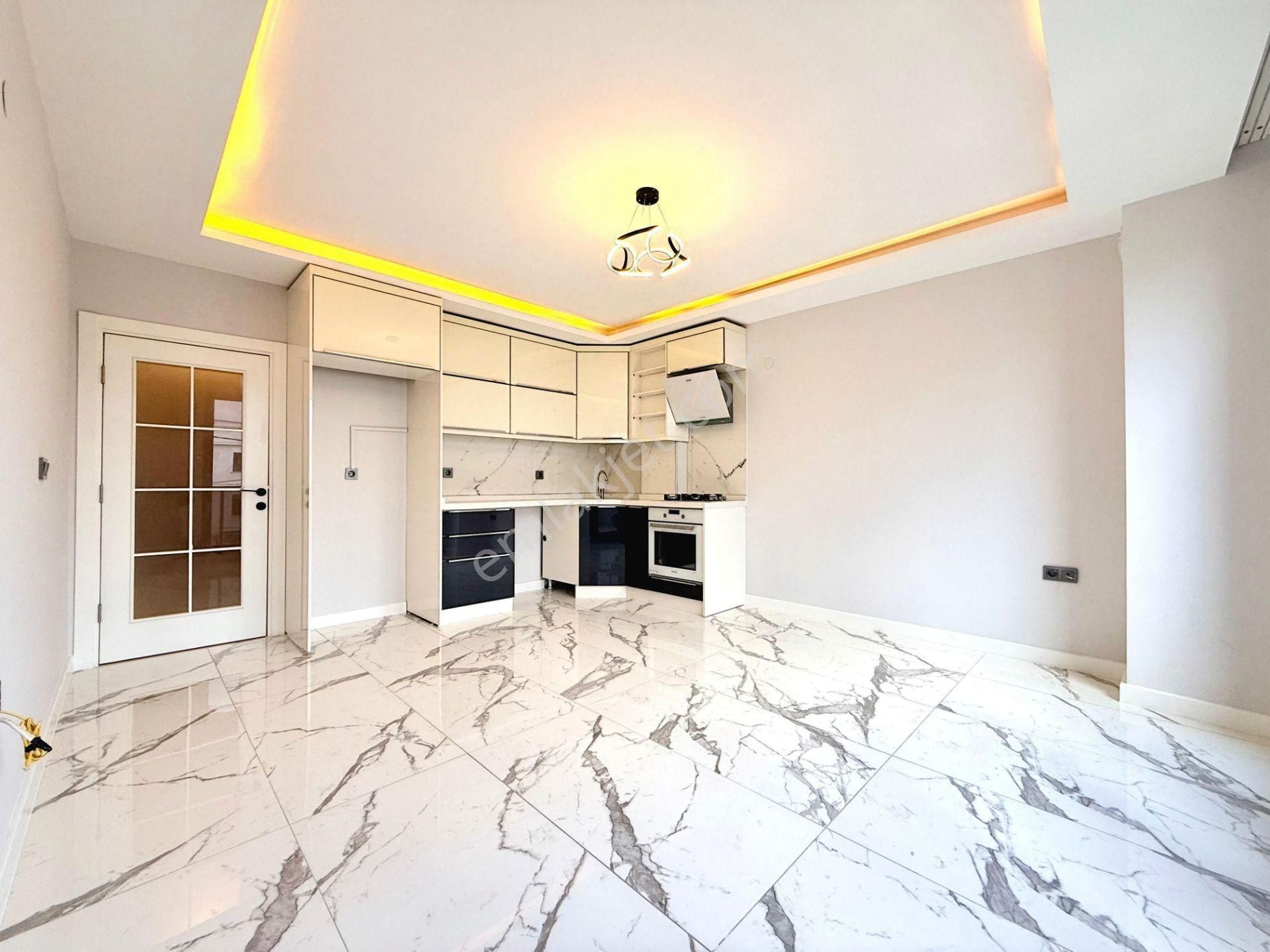 🔴 Güç Gayrimenkul'den Akçay'da Ön Cephe Ara Kat Cam Balkonlu Lüx 1+1 Daire - Görsel 26