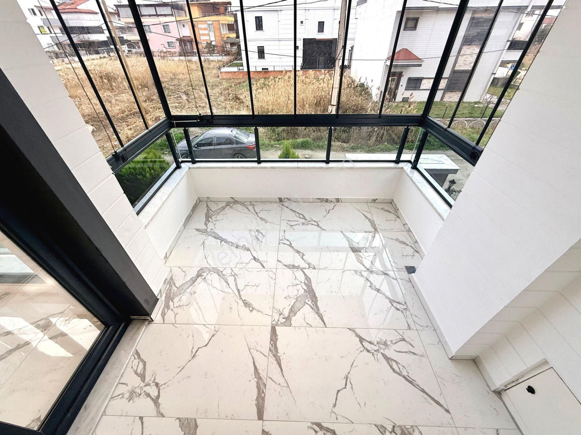 🔴 Güç Gayrimenkul'den Akçay'da Ön Cephe Ara Kat Cam Balkonlu Lüx 1+1 Daire - Görsel 5