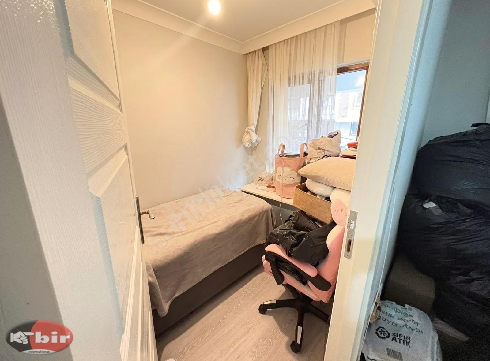 Huzur Mahallesinde 1+1 Kiralık Daire - Görsel 3