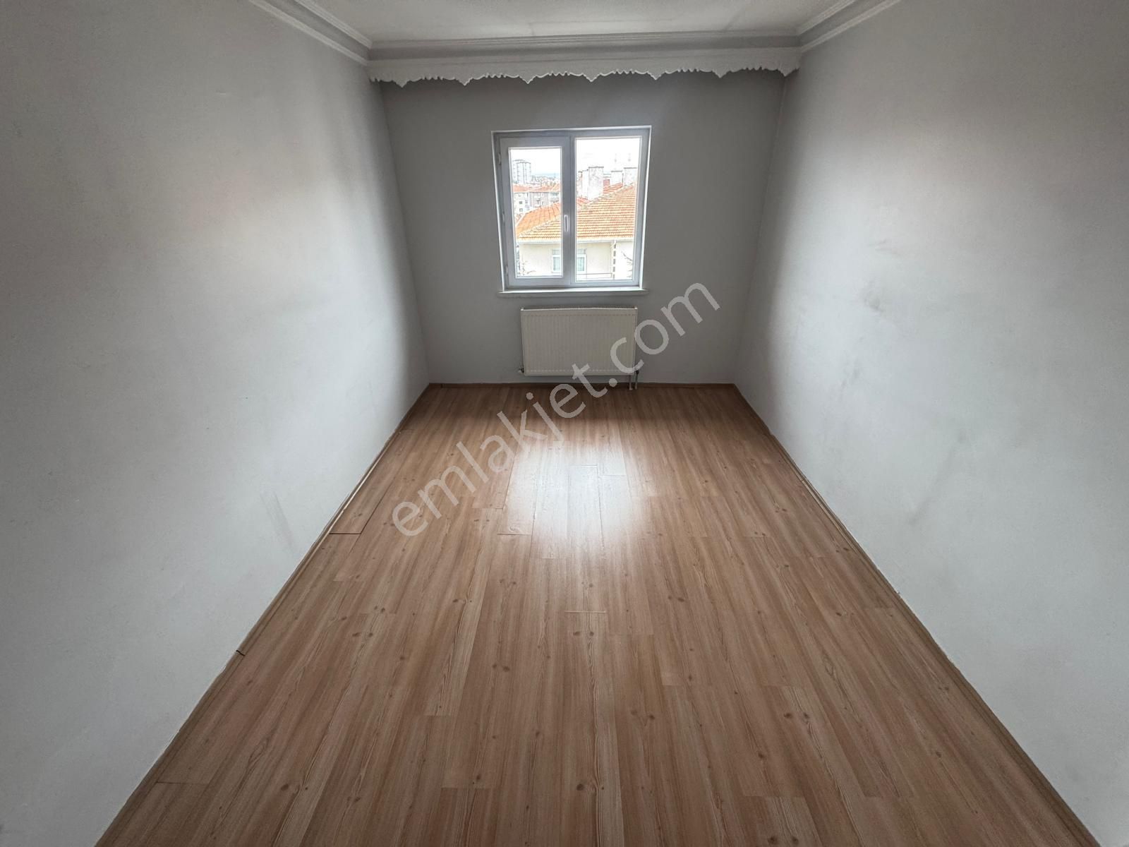 Atatürk Mahallesinde 3+1 Asansörlü Geniş Fırsat Daire - Görsel 18