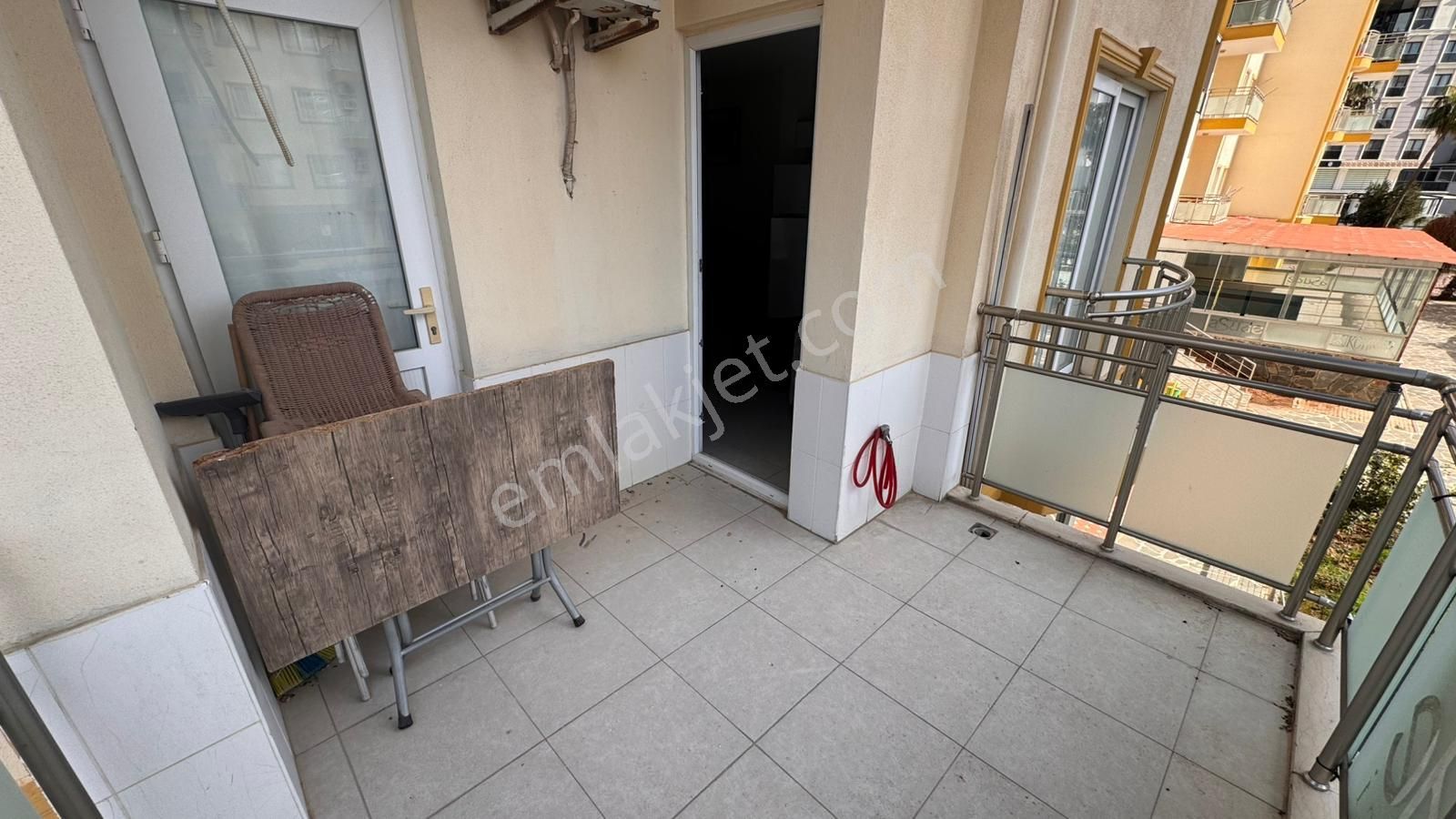 Kızkalesinde Havuzlu Site İçerisinde Eşyalı Satılık 2+1 Daire - Görsel 13