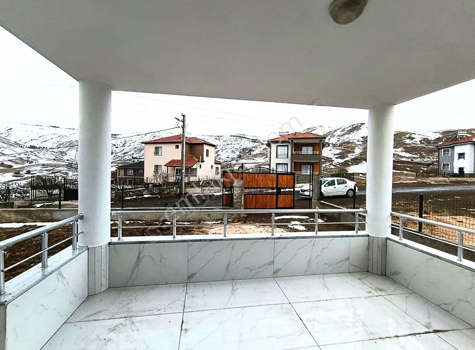 4+1 180m2 Ultra Lüks Yaylalık Dubleks Villa Doğalgaz Geldi - Görsel 24