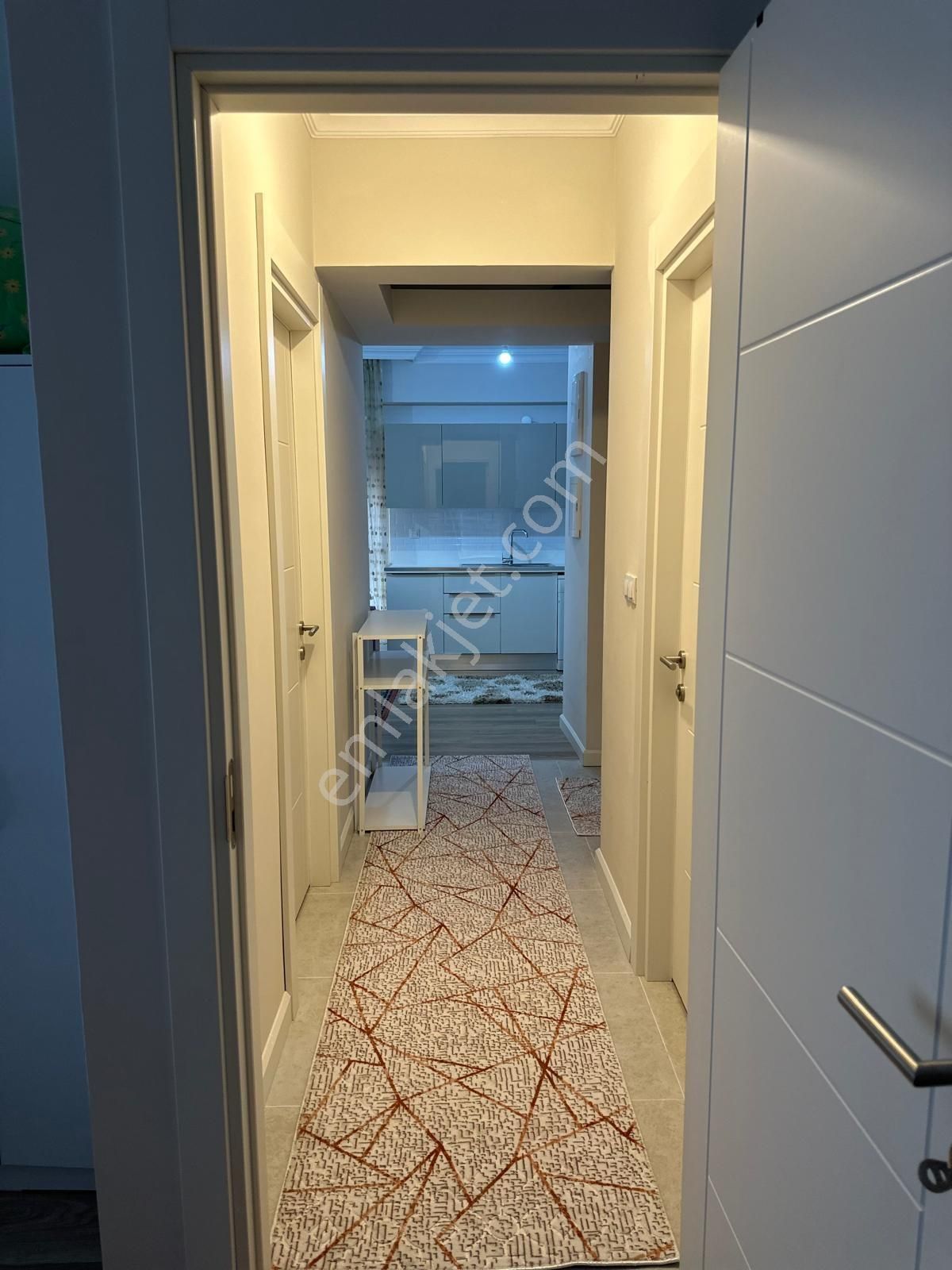 Site İçerisinde Eşyalı Arakat - Görsel 5