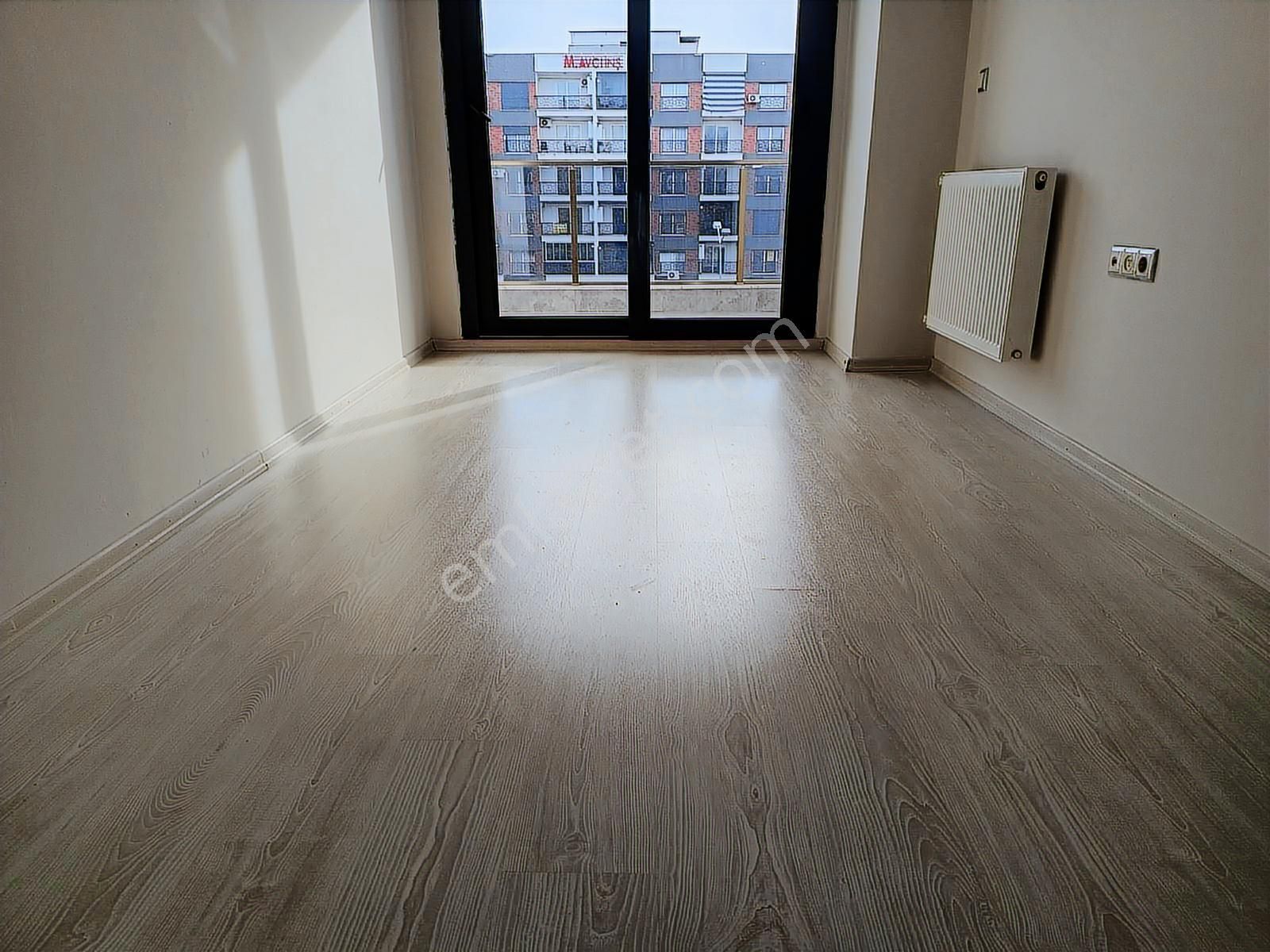 Buket Emlaktan Kiralık 3+1 Daire Ara Kat Doğalgazlı Ebeveynli - Görsel 8
