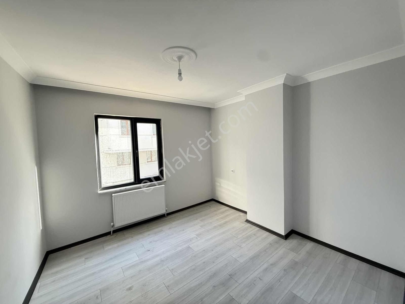 ''istasyon Mah. Hızlı Tren Durağına 1 Dk Fırsat 1+1 Daire'' - Görsel 18