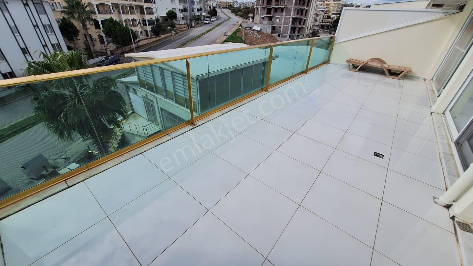 Didim Yeni Mahalle’de Havuzlu Site İçerisinde Asansörlü Satılık 3+1 Dubleks Daire - Görsel 16