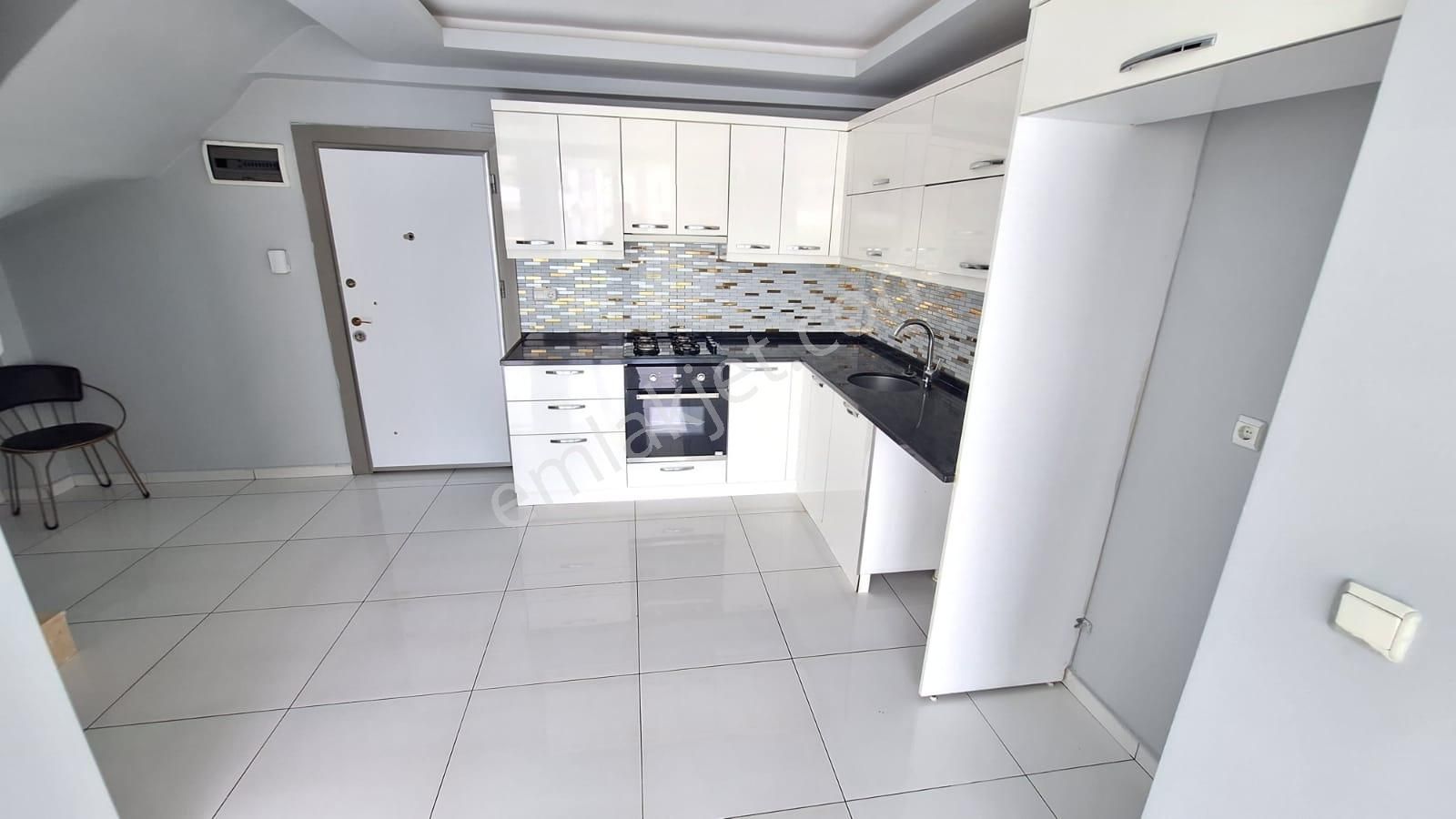 Didim Yeni Mahalle’de Havuzlu Site İçerisinde Asansörlü Satılık 3+1 Dubleks Daire - Görsel 4