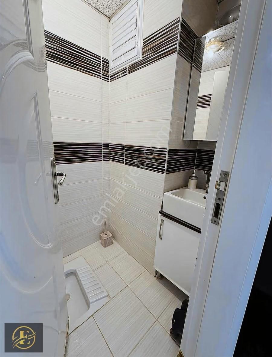 Ekol'den Şahsi Garajlı Merkezi Konumda İskanlı Fırsat 3+1 - Görsel 5