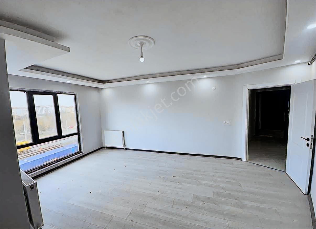 "istasyon Mah. Geniş/ferah Nezih Lokasyon Satılık 1+1 Daireler" - Görsel 5